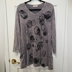 Jess & Jane Gray Abstract Print Tunic Top USA Made V-Neck Pocket Size Large